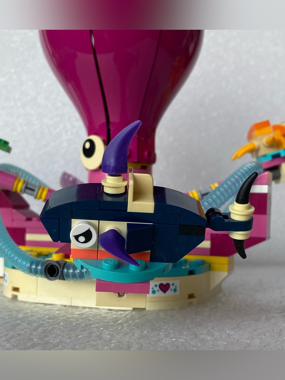 LEGO FRIENDS 41373 Funny Octopus Ride Set - NOT Complete - Picture 5 of 8
